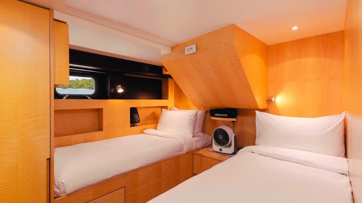 Yacht Image