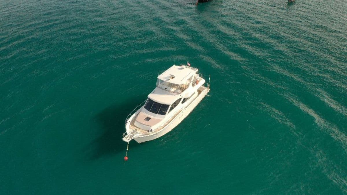 Yacht Image