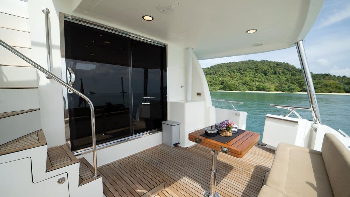 Yacht Image