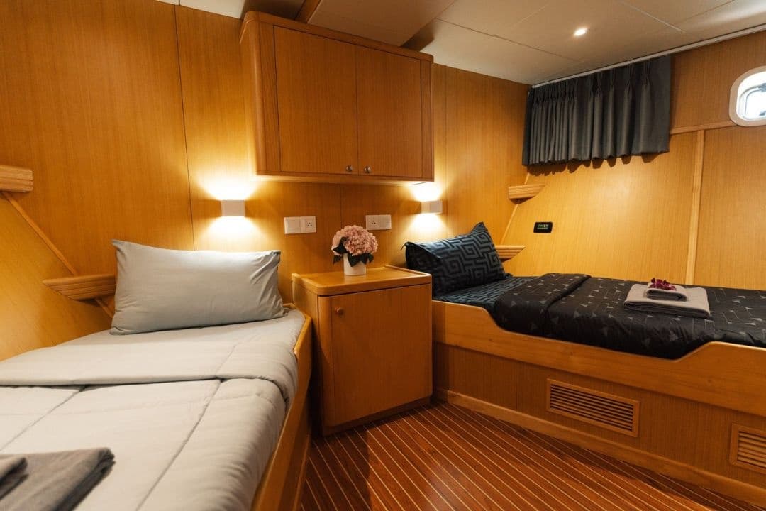 Yacht Image