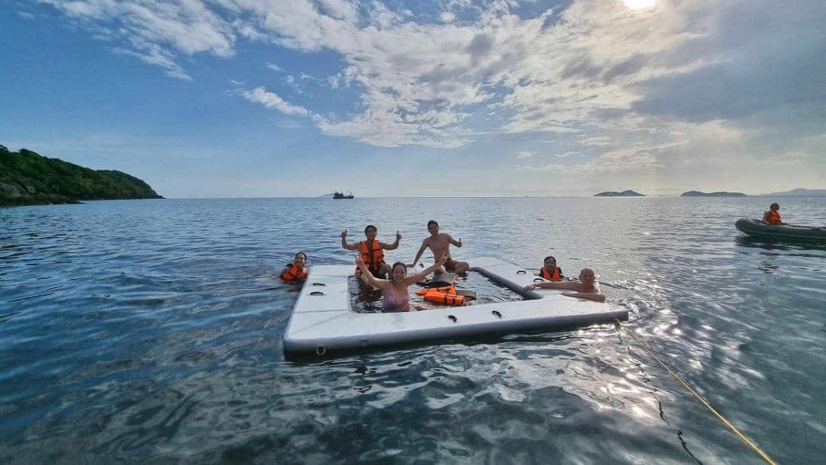 Yacht Image