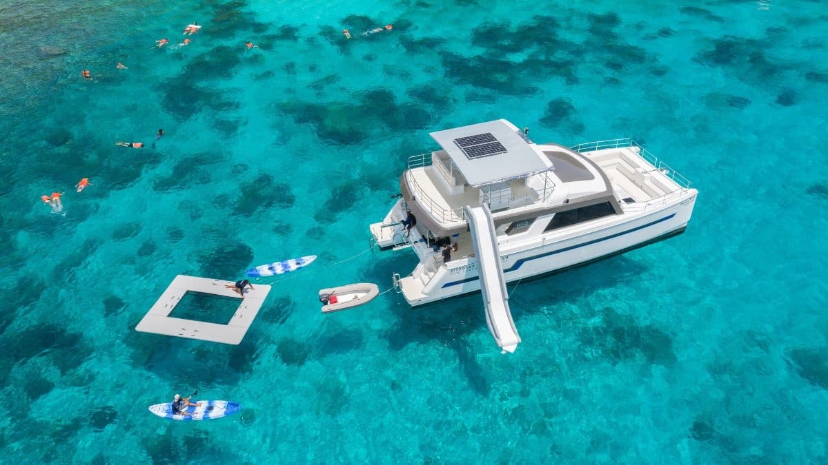 Yacht Image