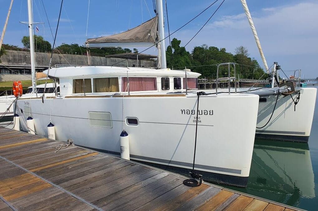 Yacht Image