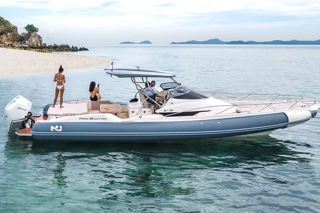 Yacht Image
