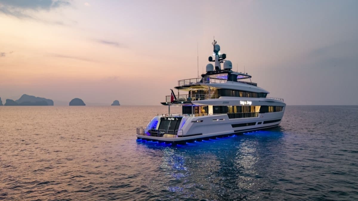 Yacht Image
