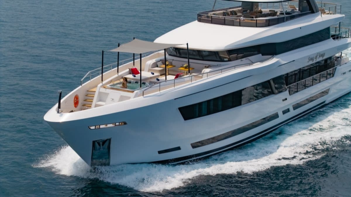 Yacht Image