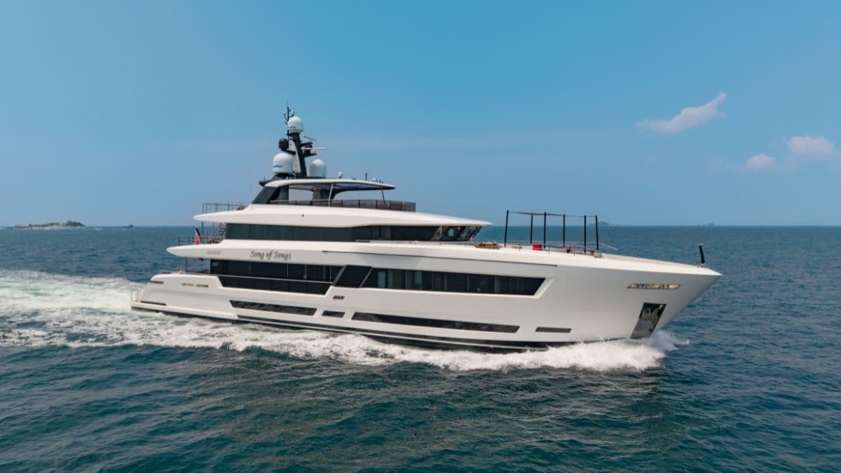 Yacht Image