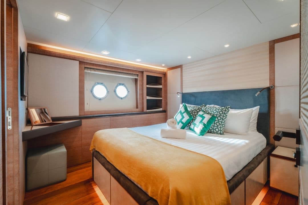 Yacht Image