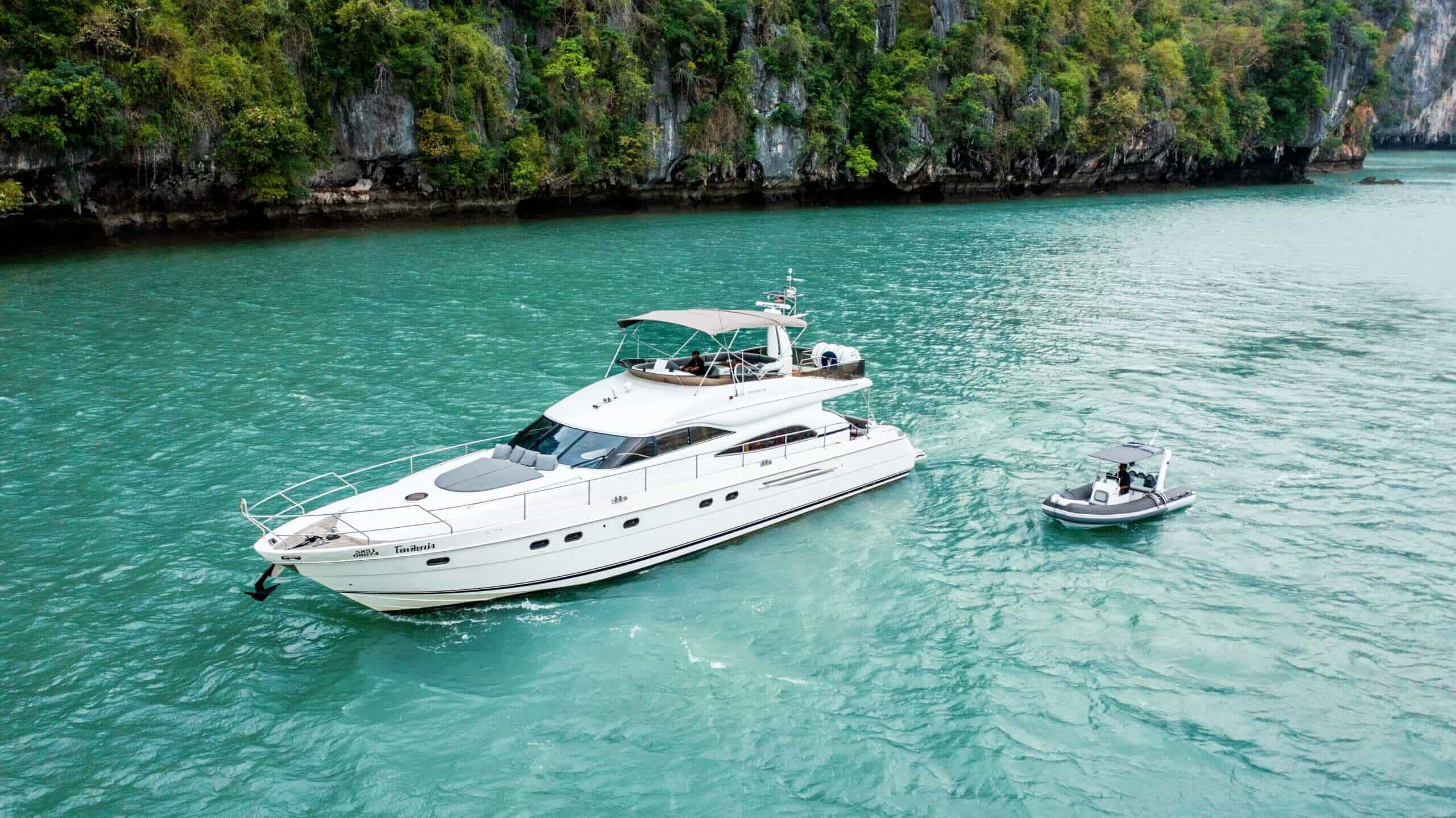 Yacht Image