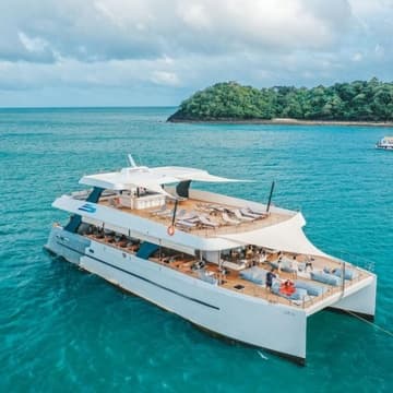 Yacht Image