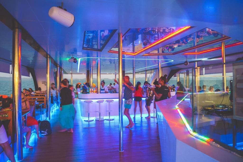 Yacht Image
