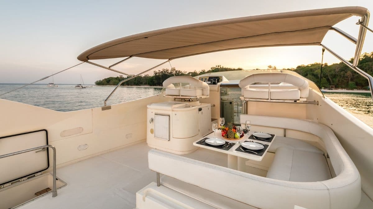 Yacht Image