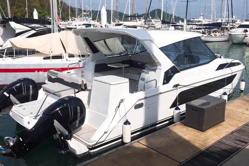 Yacht Image