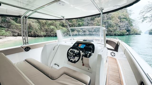 Yacht Image