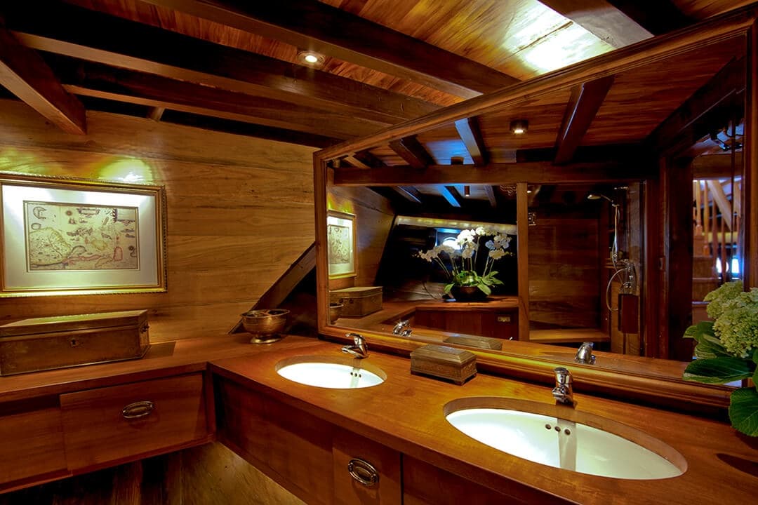 Yacht Image