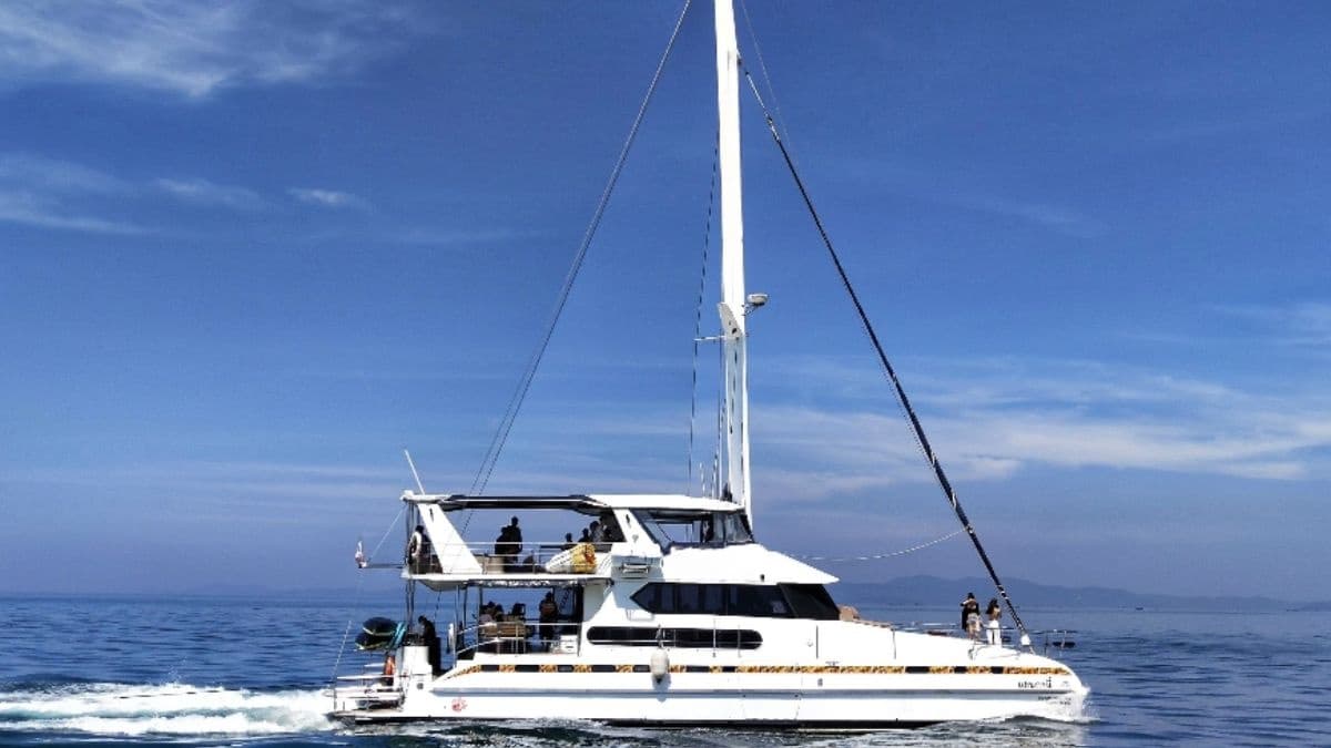 Yacht Image
