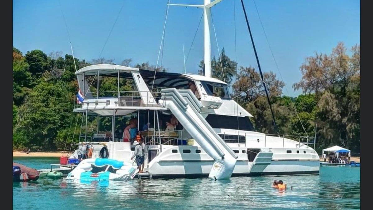 Yacht Image